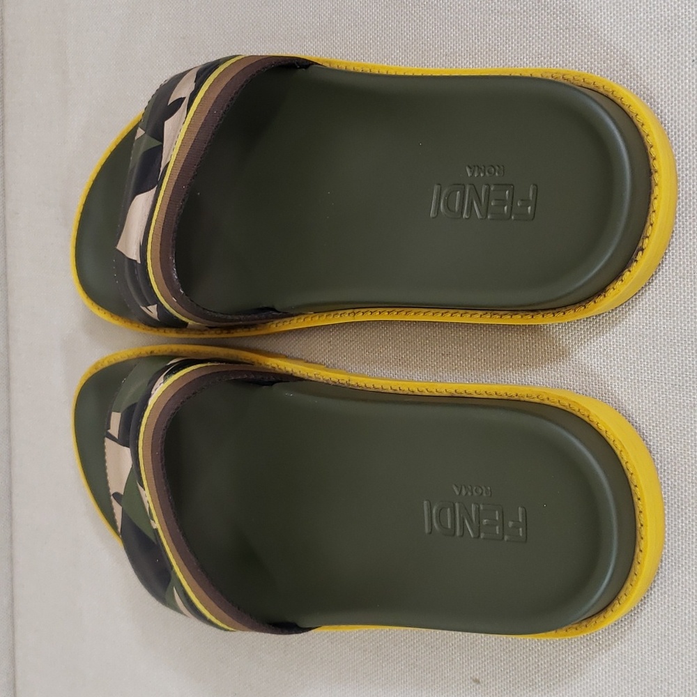 Fendi Olive Green Yellow Brown Patterned Slide Sandals - Picture 5 of 9